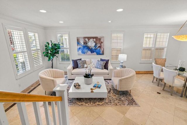 2004 Gossamer Avenue, Redwood City, CA 94065