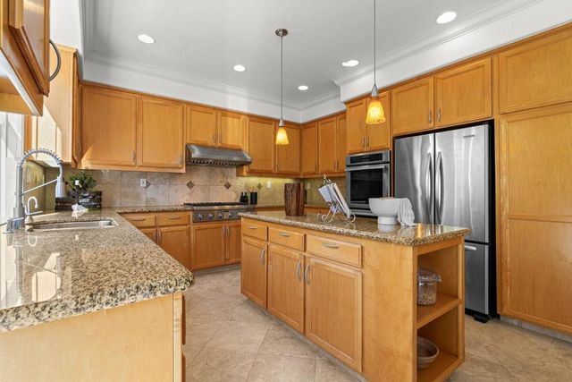 2004 Gossamer Avenue, Redwood City, CA 94065