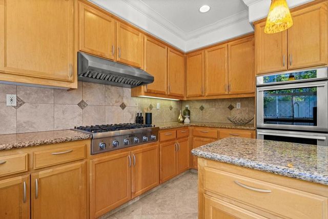 2004 Gossamer Avenue, Redwood City, CA 94065