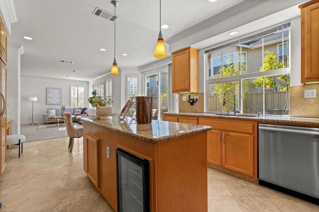 2004 Gossamer Avenue, Redwood City, CA 94065