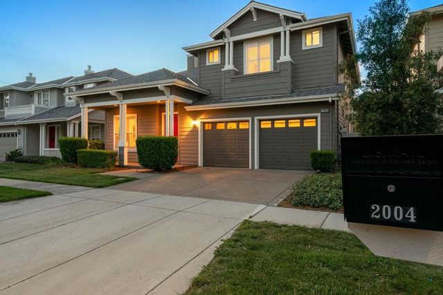 2004 Gossamer Avenue, Redwood City, CA 94065