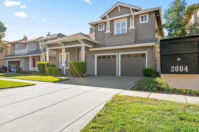 2004 Gossamer Avenue, Redwood City, CA 94065