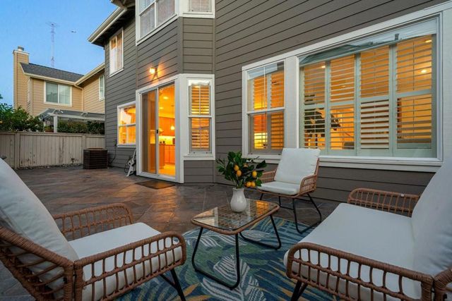 2004 Gossamer Avenue, Redwood City, CA 94065