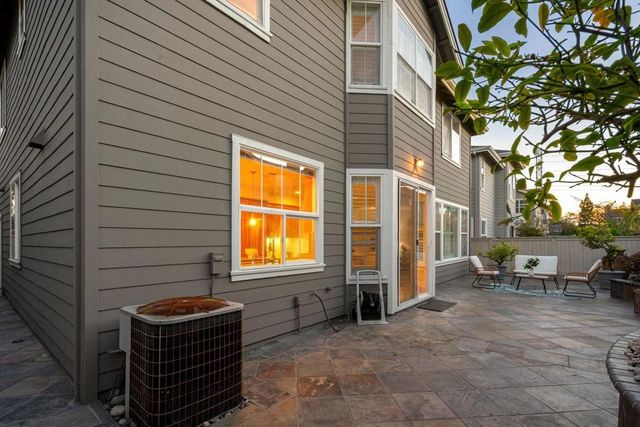 2004 Gossamer Avenue, Redwood City, CA 94065