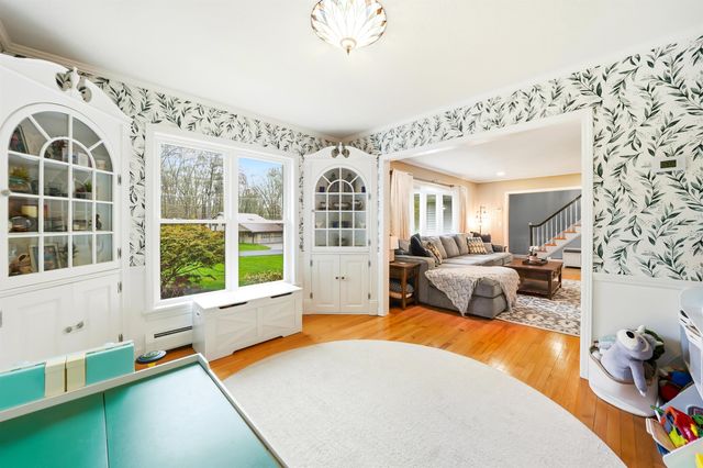 21 Christine Drive, Atkinson, NH 03811