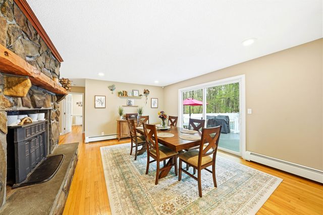 21 Christine Drive, Atkinson, NH 03811
