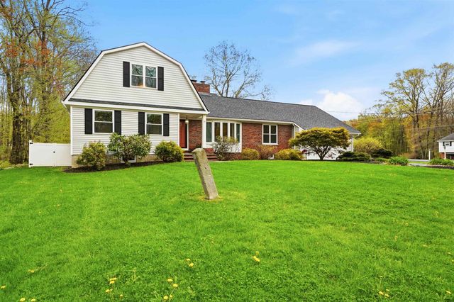 21 Christine Drive, Atkinson, NH 03811