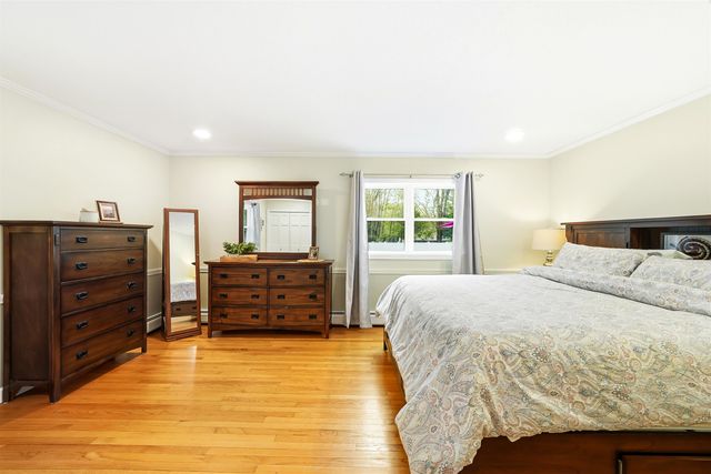 21 Christine Drive, Atkinson, NH 03811