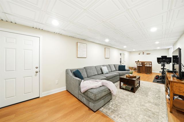 21 Christine Drive, Atkinson, NH 03811