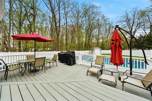 21 Christine Drive, Atkinson, NH 03811