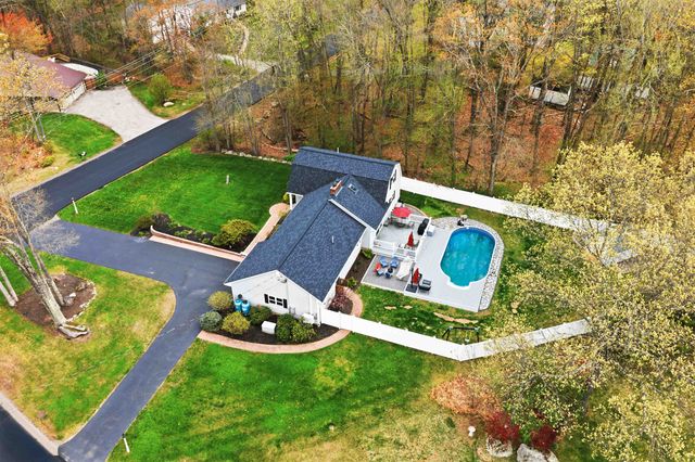 21 Christine Drive, Atkinson, NH 03811