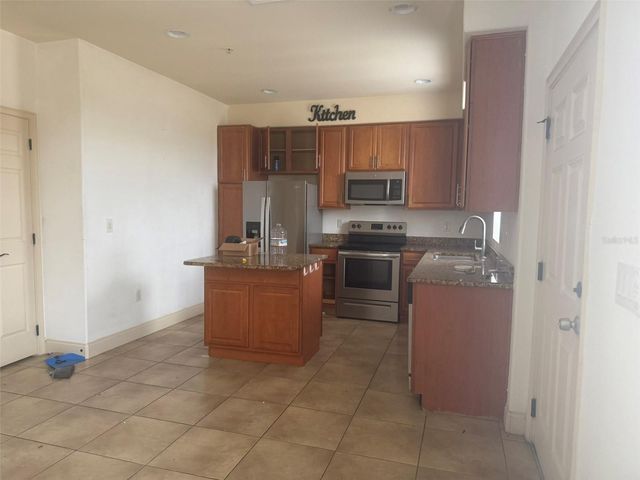 2332 BELLA VISTA DRIVE, Davenport, FL 33897