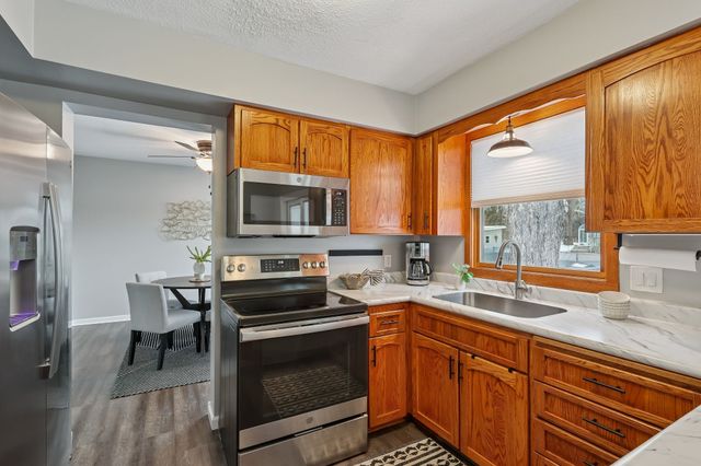 3805 Washington Avenue, Des Moines, IA 50310