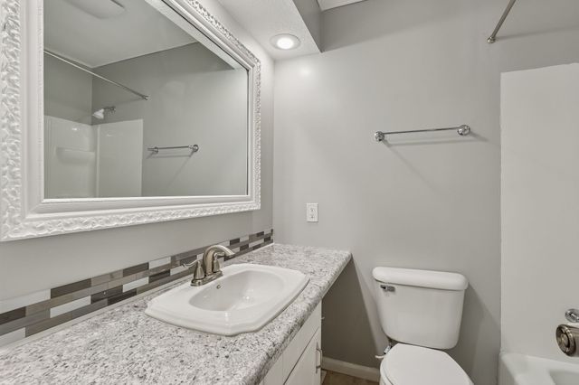 3805 Washington Avenue, Des Moines, IA 50310