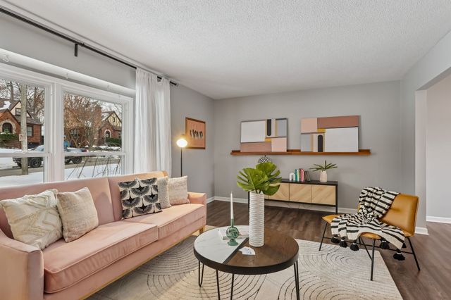 3805 Washington Avenue, Des Moines, IA 50310