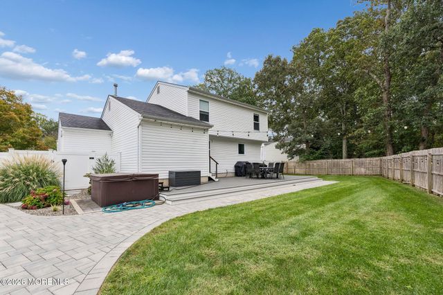 956 Alden Drive, Toms River, NJ 08753