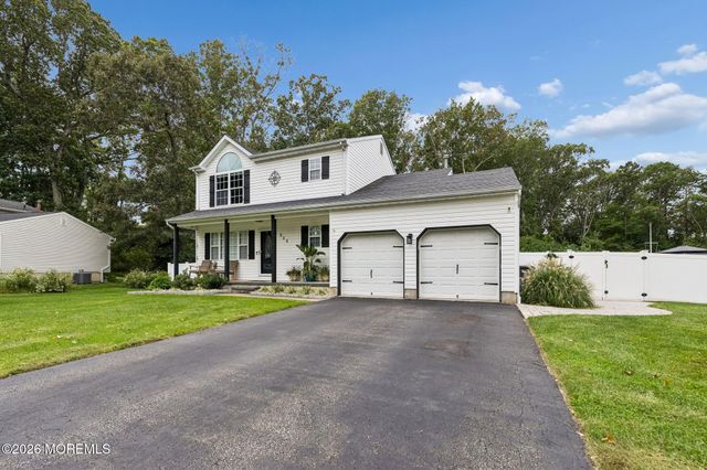 956 Alden Drive, Toms River, NJ 08753