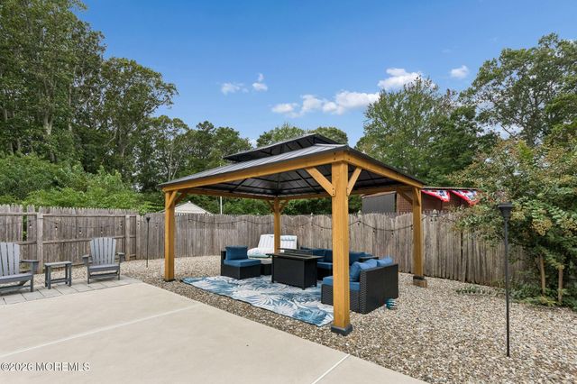 956 Alden Drive, Toms River, NJ 08753