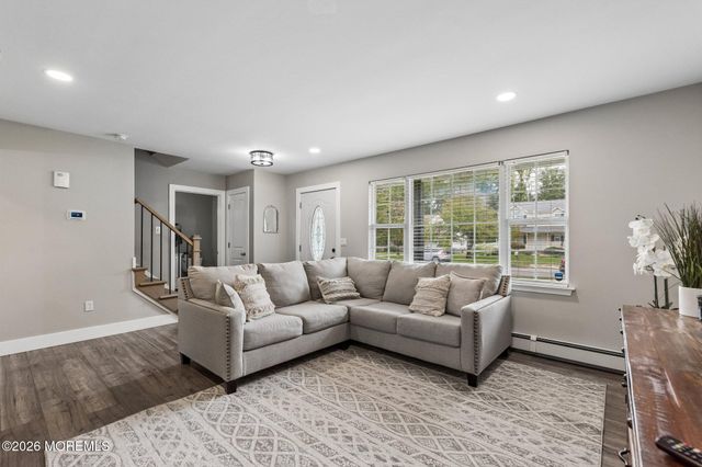 956 Alden Drive, Toms River, NJ 08753
