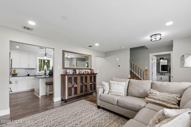 956 Alden Drive, Toms River, NJ 08753