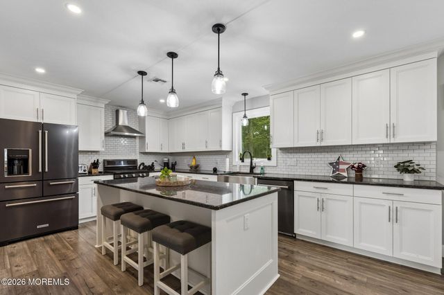 956 Alden Drive, Toms River, NJ 08753
