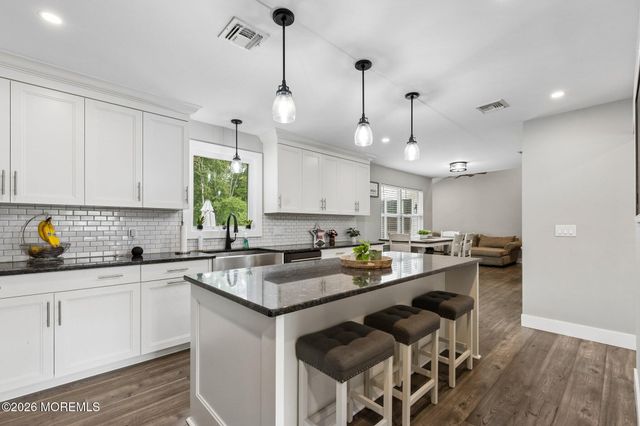 956 Alden Drive, Toms River, NJ 08753