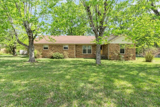 283 Pine Grove Rd, Smithville, TN 37166