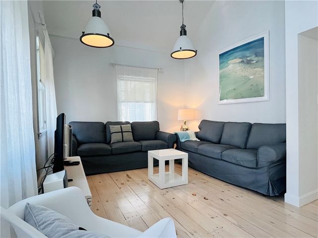 39 Pope Street, Newport, RI 02840