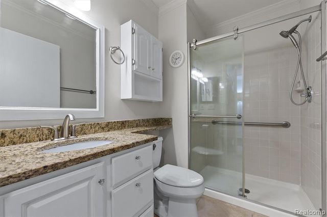 983 Wexford Way, Rochester Hills, MI 48307