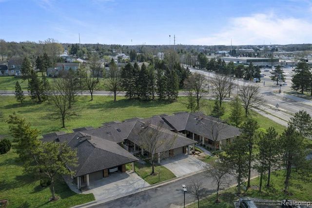 983 Wexford Way, Rochester Hills, MI 48307