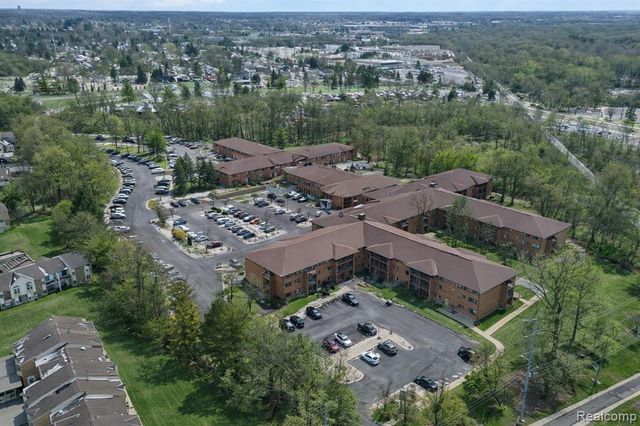 983 Wexford Way, Rochester Hills, MI 48307