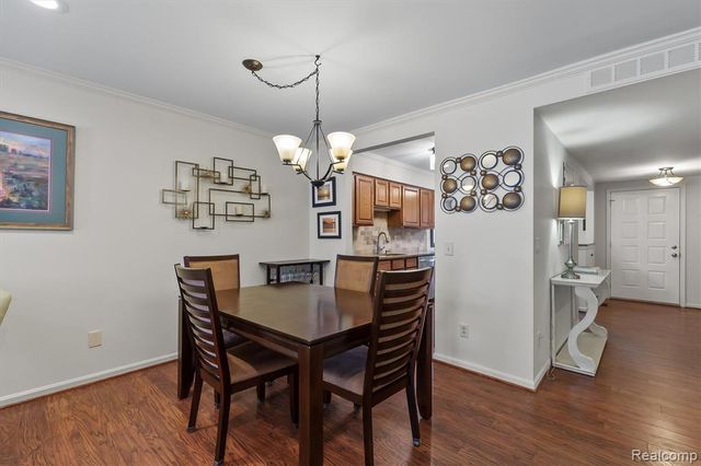 983 Wexford Way, Rochester Hills, MI 48307