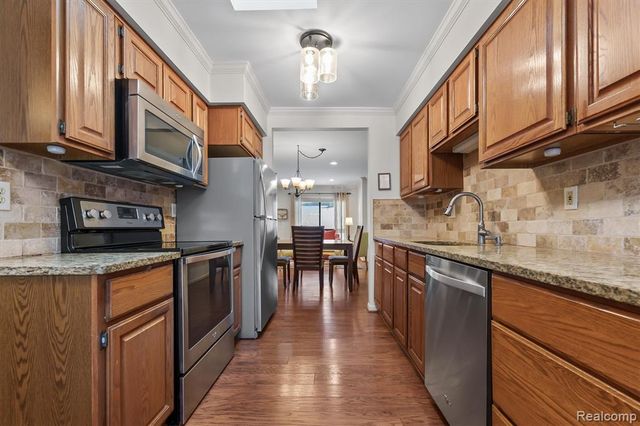 983 Wexford Way, Rochester Hills, MI 48307