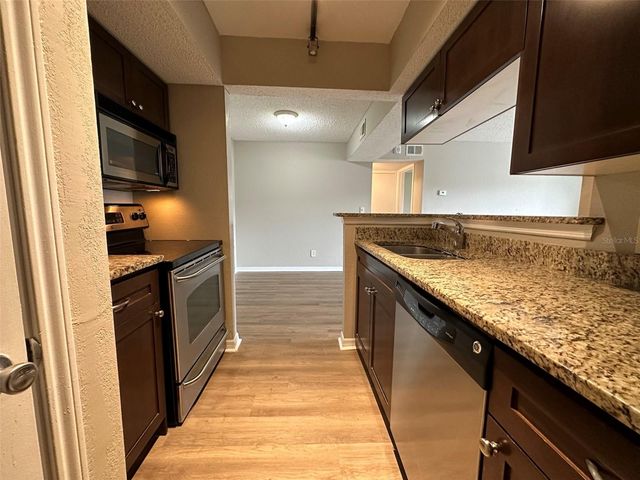 10200 GANDY BOULEVARD N 224, St Petersburg, FL 33702