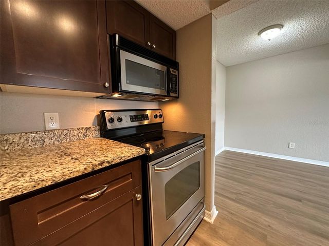 10200 GANDY BOULEVARD N 224, St Petersburg, FL 33702