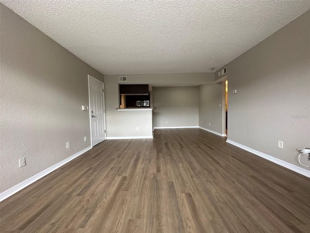 10200 GANDY BOULEVARD N 224, St Petersburg, FL 33702