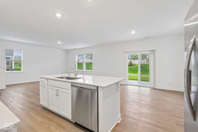 15274 Farrington Way, Fishers, IN 46037