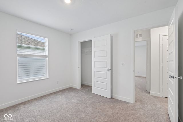 15274 Farrington Way, Fishers, IN 46037