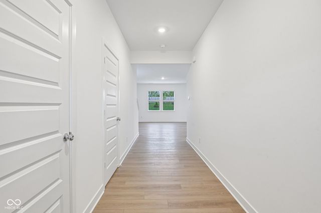 15274 Farrington Way, Fishers, IN 46037