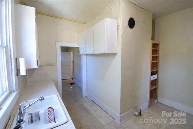 208 S Myrtle School Road, Gastonia, NC 28052