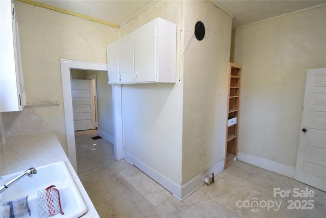 208 S Myrtle School Road, Gastonia, NC 28052