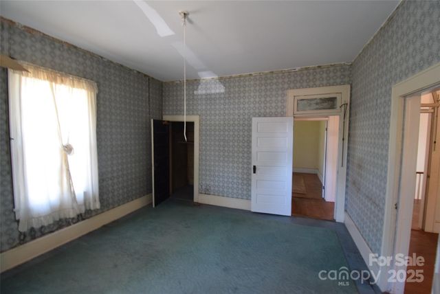 208 S Myrtle School Road, Gastonia, NC 28052