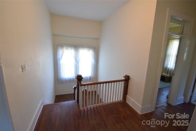 208 S Myrtle School Road, Gastonia, NC 28052