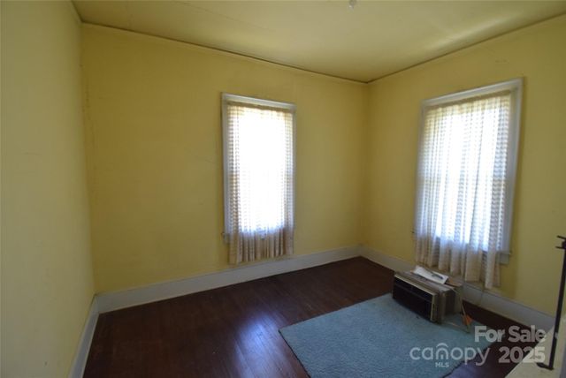 208 S Myrtle School Road, Gastonia, NC 28052