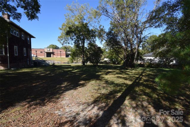 208 S Myrtle School Road, Gastonia, NC 28052