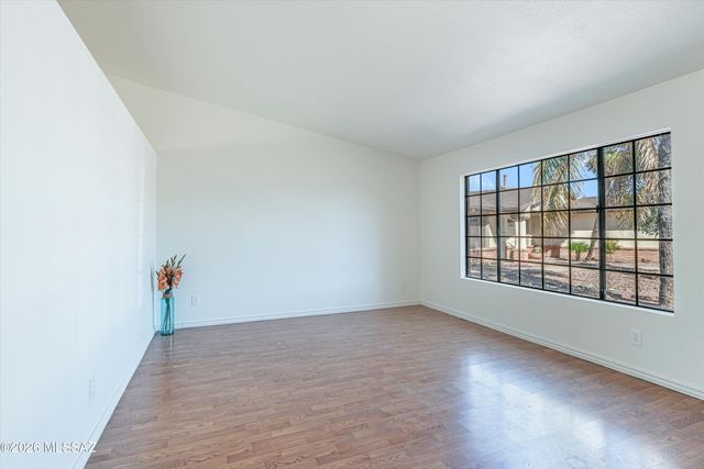 1821 W Newhall Drive, Tucson, AZ 85746