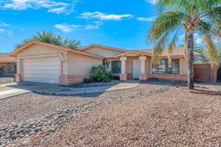 1821 W Newhall Drive, Tucson, AZ 85746