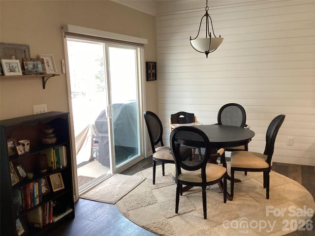 5135 Devonshire Road, Denver, NC 28037