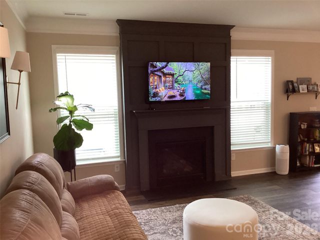 5135 Devonshire Road, Denver, NC 28037