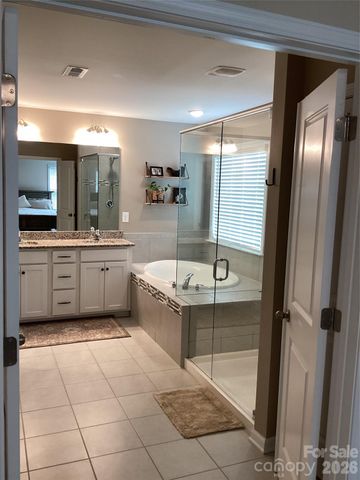 5135 Devonshire Road, Denver, NC 28037